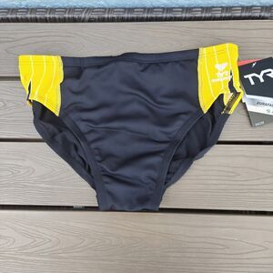 New TYR Men's Durafast Elite Phoenix Destroyer Blk/yellow Racer Brief SZ 32 New